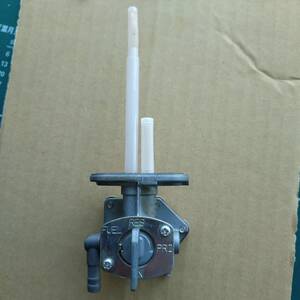R1-Z 燃料コック