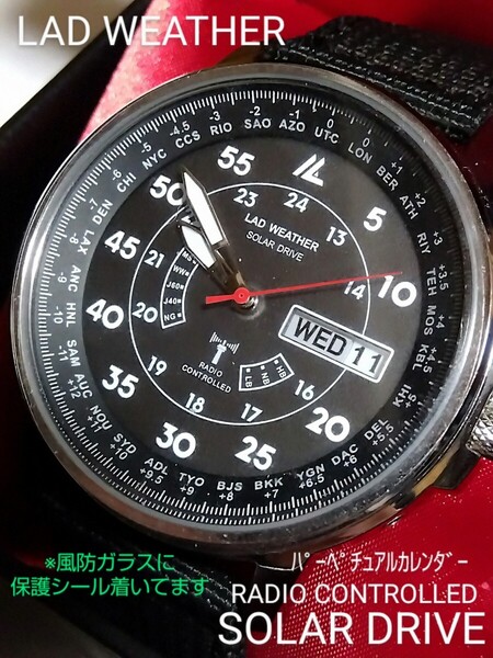【未使用に近い】LAD WEATHER腕時計 ソーラー電波 ブラック デイデイト表示 風防裏蓋保護シール 説明書 純正ベルト