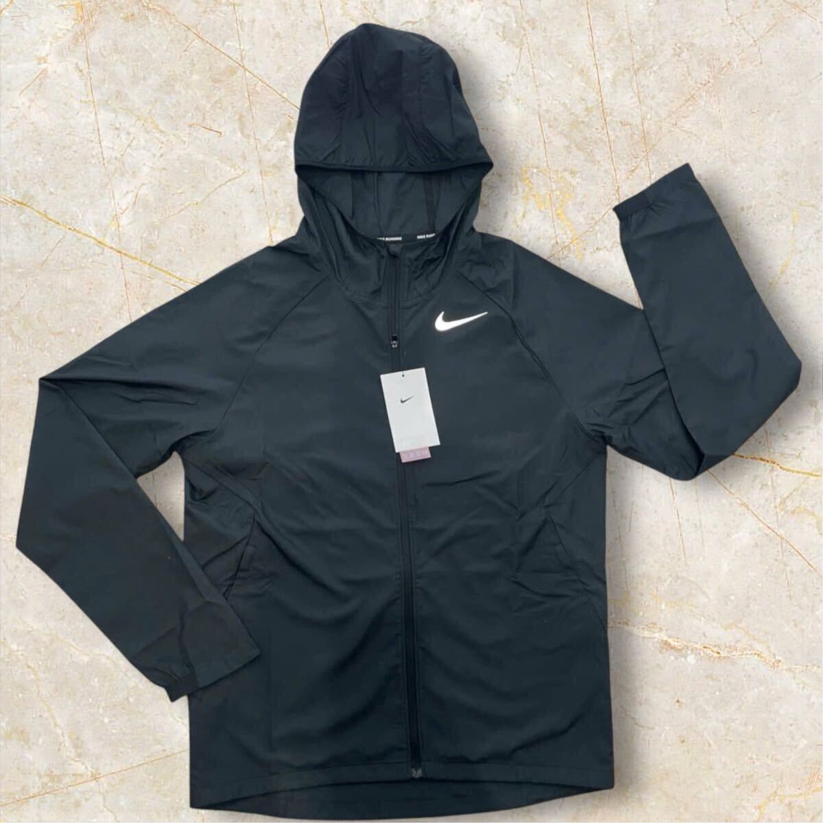 新品】XLサイズNIKE ナイキ エッセンシャル ジャケット ナイロンパーカー 新品未使用 送料込み XLサイズ NIKE ナイキ エッセンシャル