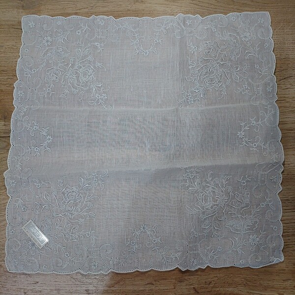 ★SWATOW 刺繍 ハンカチ スワトウ 綿100%
