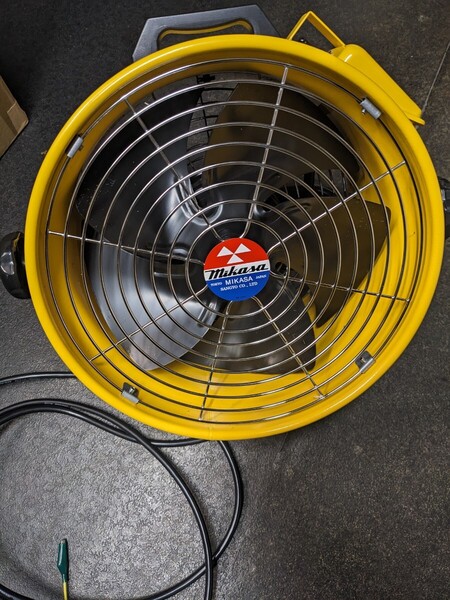 数回使用、美品 三笠産業 送風機 MPF-300A ダクト 業務用 換気用 工場用 業務用換気扇