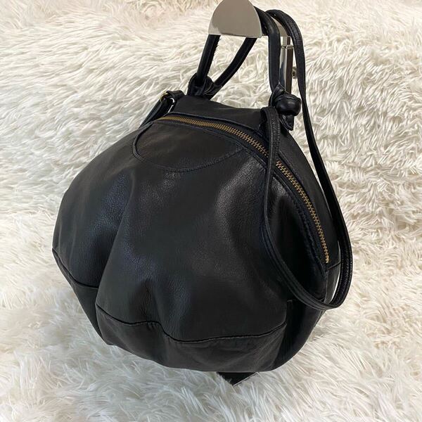 POMTATA ポンタタ ショルダーバッグ 円形 レザー ブラック 黒 肩掛け 本革 レディース 鞄 かばん