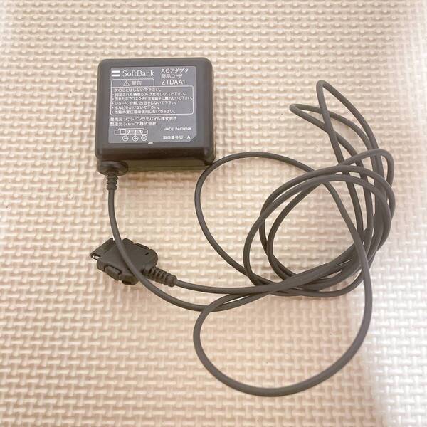 SoftBank ソフトバンク ガラケー 3G携帯 用ACアダプタ 充電器 ACアダプタ ZTDAA1 DC5.4V700mA ドコモFOMA使用可