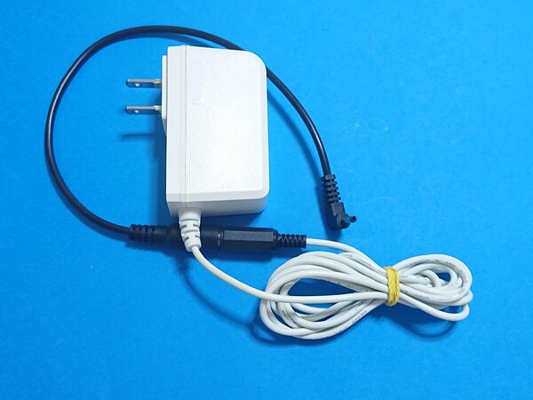 送無 Panasonic ACアダプタ SAE0015 VIERA モニター ポータブルテレビ用 12V(UN-10CE8-W/UN-10CE9-W/UN-10CE9D UN-10CN9D/UN-10E6-W他)管BP