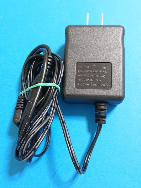 送無 Panasonic(TXH0005AA 0012 SAE0015AA)モニター充電用 プライベートビエラ 互換ACアダプタ 12V1.5A(UN-15TD8/UN-15TD9/UN-15N9他)管KI