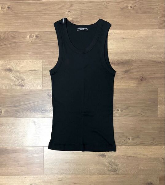 価格交渉可 極美品 DOLCE&GABBANA ロゴタグ付き タンクトップ ノースリーブ ブラック サイズ46 (サイズ44・48の方も着用可)