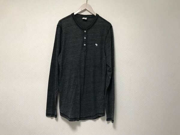 本物アバクロンビーアンドフィッチAbercrombie&Fitchアバクロヘンリーネックロゴ刺繍長袖ロンTシャツメンズサーフMグレーグアテマラ製