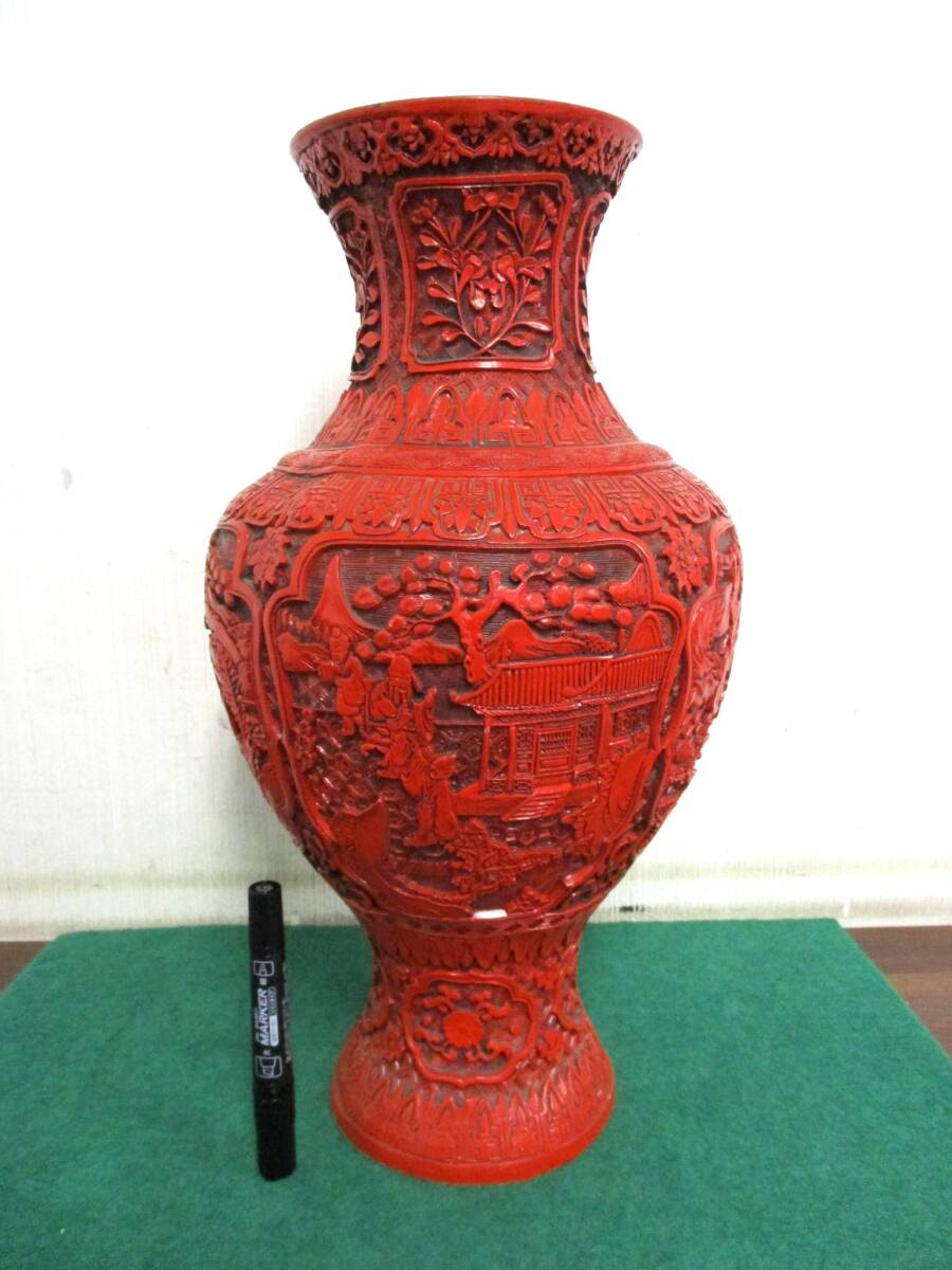 中国 剔紅 堆朱 堆黒 内七宝 花文瓶 唐木台付 M 5513