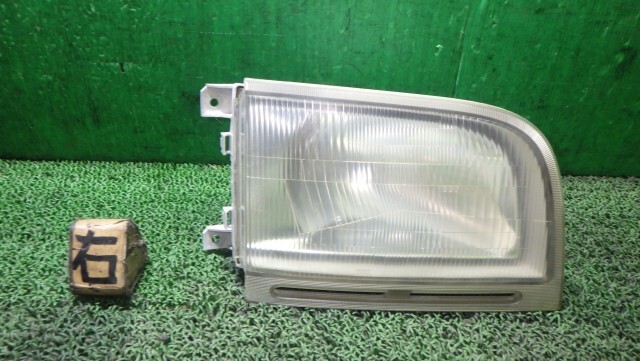 ハイゼット GD-S210P 左ヘッドランプ110-51624 026747 ハイゼット GD-S210P 左ヘッドランプ110-51624 026747