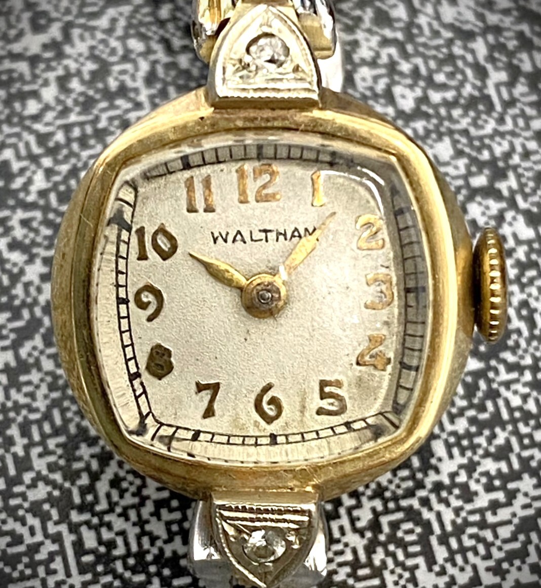 [不動] Waltham 14KWG 17石 ダイヤ入り 手巻き時計 Yahoo!オークション -「14k 時計」(ウォルサム) (あ行)の落札