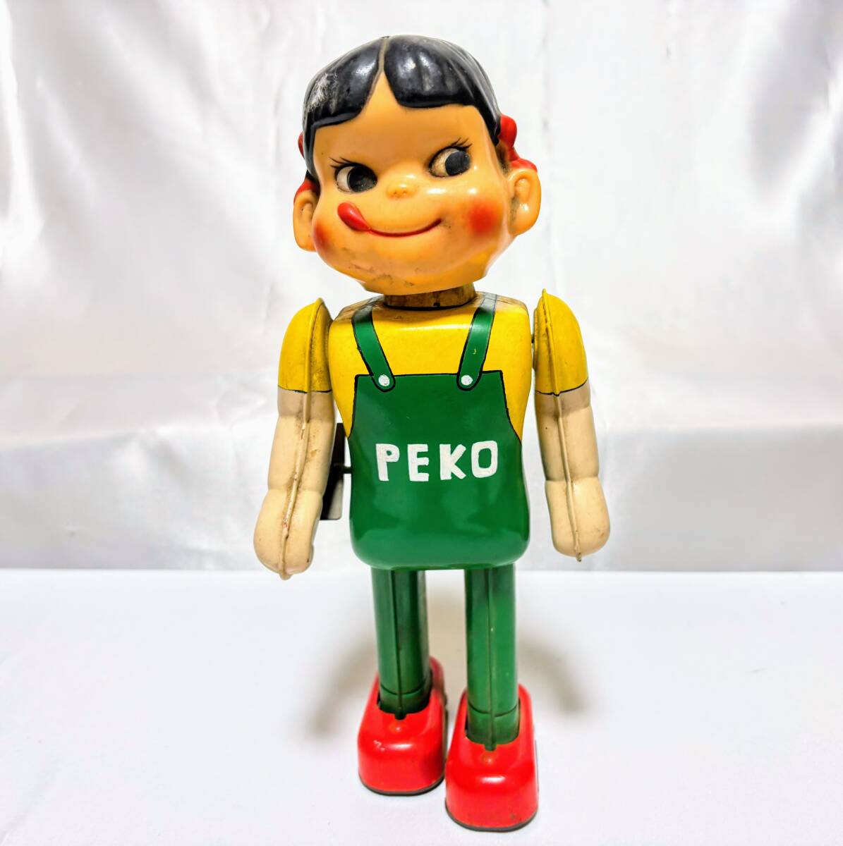 Yahoo!オークション -「ブリキ」(ペコちゃん) (キャラクター玩具