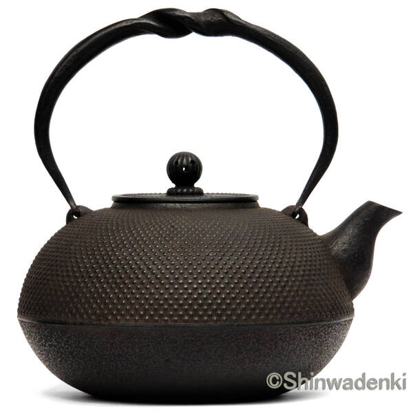 紅蓮堂 葛巻元作 南部鉄器 布団形鉄瓶 みのり 霰文様1.5L 直火・100V IH対応 ハンドメイド 伝統的工芸品