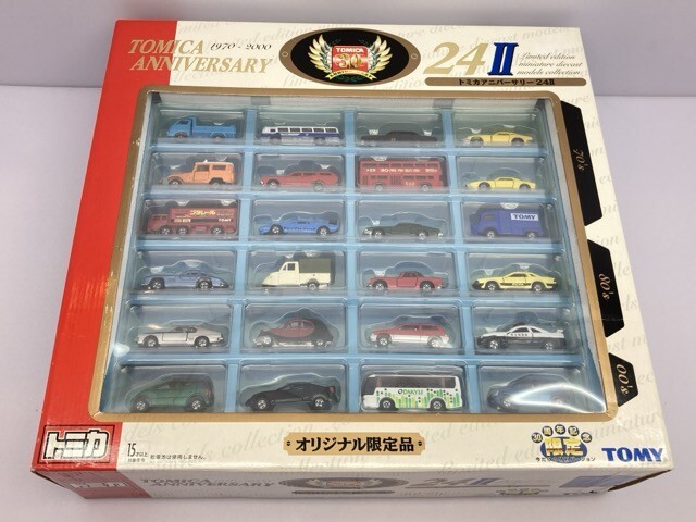 Amazon.co.jp: 30周年記念限定トミカアニバーサリー24 : Hobbies