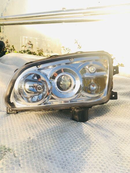 日野 プロフィア レンジャー HID ヘッドライト ヘッドランプ 左側 左 小糸 KOITO 100-35889 100-35015 100-35020 動作OK 1637