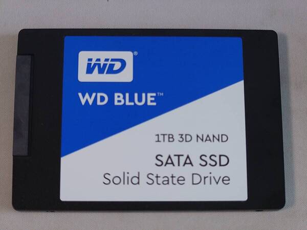 WesternDigtal WD BLUE 3D NAND(WDS100T2B0A-00SM50) 1000GB/1TB SATA SSD 正常品 2.5インチ内蔵SSD フォーマット済 動作確認済 140時間