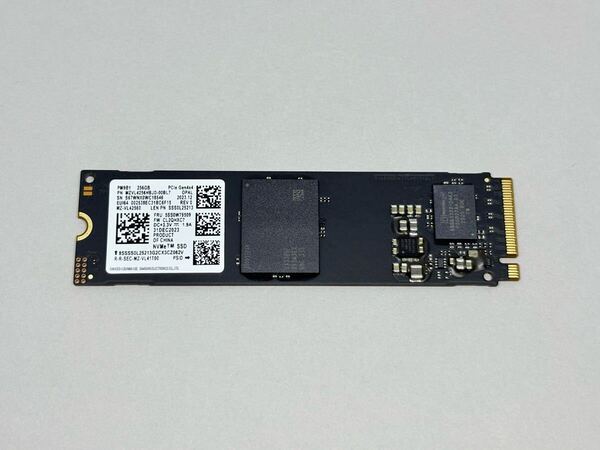 SAMSUNG PM9B1 256GB MZ-VL42560 NVMe PCIe Gen4x4 OPAL M.2 2280 SSD★使用時間:3時間,電源投入:17回