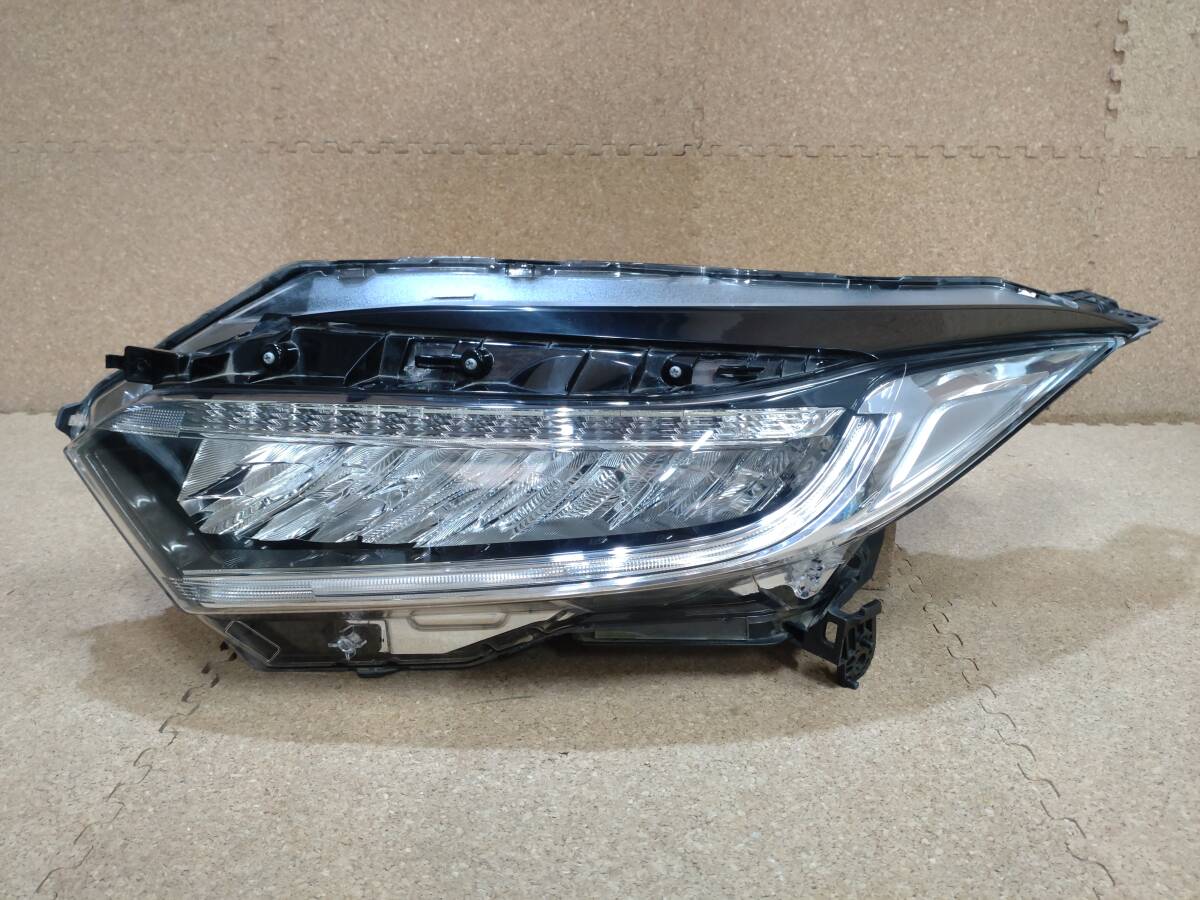 ホンダ VEZEL EHV の左のヘッドライトです Yahoo!オークション -「vezel ヴェゼル ヘッドライト」の落札
