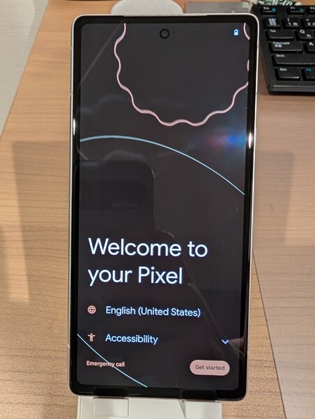 Google pixel 7a128GB SIMフリー【純正ケース(未使用)つき】