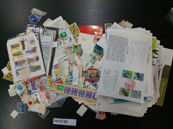 アメリカ　使用済み切手　二冊 Yahoo!オークション -「(アメリカ使用済み切手」の落札相場