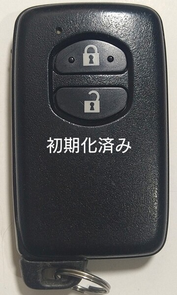 初期化済トヨタ純正 スマートキー 2ボタンプリウスアクアヴィッツウィッシュ基盤番号271451-5300新品電池サービス33