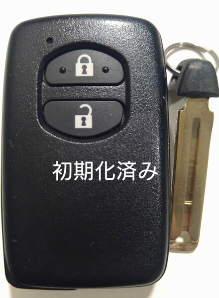 初期化済トヨタ純正 スマートキー2ボタン ノーカットキー付き プリウスアクアヴィッツウィッシュ 基盤番号271451-5300 新品電池サービス①