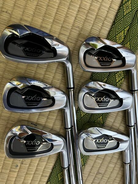 名器!ぶっ飛び!美品!ゼクシオ XXIO FORGED アイアン6本セット