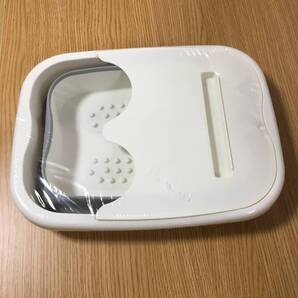 【granny】 蓋付き足湯バケツ 折り畳み コンパクト 足裏ほぐし リラックス スマホが立てられる (ホワイト) 足裏 足湯 リラックス バケツ