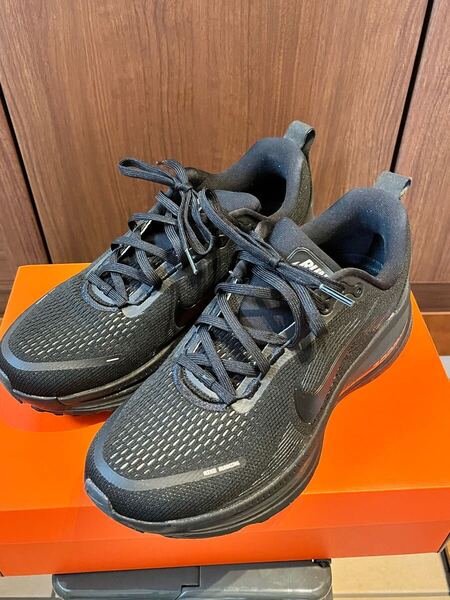 ナイキボメロ18 Nike vomero18 26cm ブラック