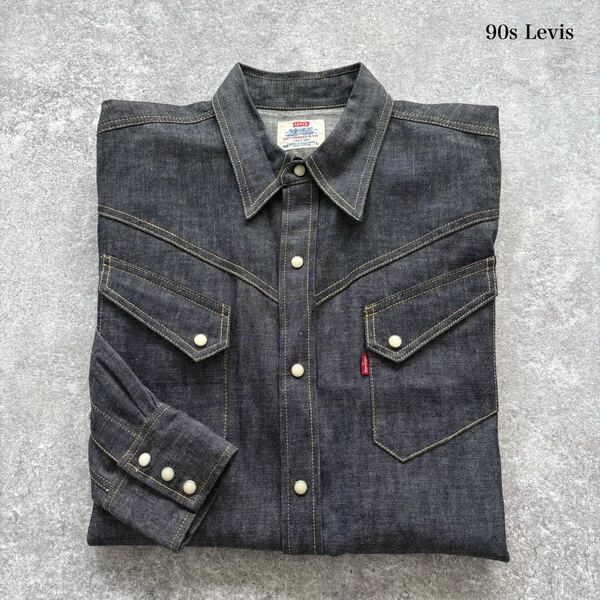 【LEVI'S】リーバイス デニムウエスタンシャツ ボタンダウンシャツ 90s ヴィンテージ 香港製 ダンガリーシャツ ショートホーンオマージュ