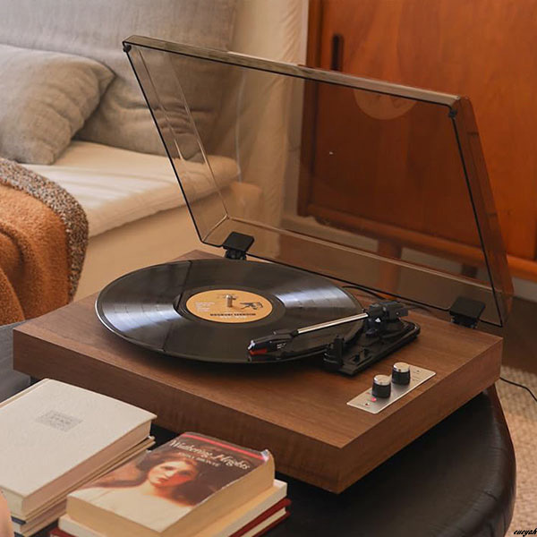 【スピーカー内蔵で、外部機器なしでもすぐにレコードが楽しめる】 レコードプレーヤー Bluetooth対応 スピーカー内蔵 木製デザイン