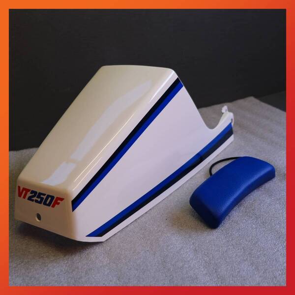 【純正未使用品】ホンダ VT250F スポーツカウル // MC08 インテグラ HONDA リアカウル