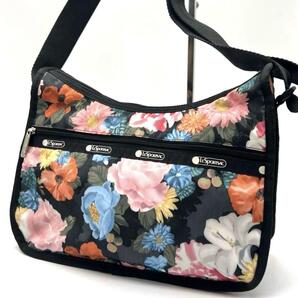 良品レスポートサック ショルダーバッグ フラワー 花柄 ナイロン ポーチ付き