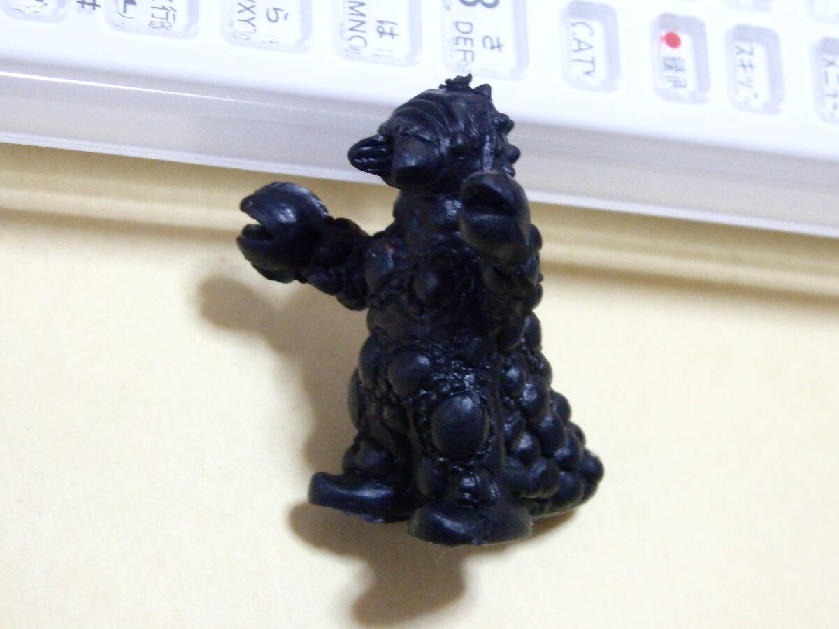 ✡ ウルトラ怪獣 消しゴム ©円谷プロ ポピー 刻印 当時物 4点