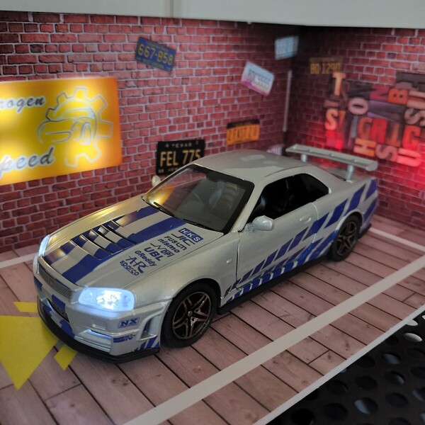 1/32 R34 Nissan Skyline GT-R ミニカー Led&音&プルバック 1:32スケール 日産 スカイライン 新品 即決 送料込 国内在庫