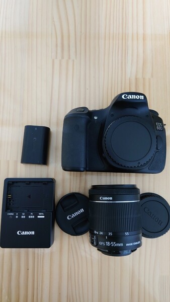 ★実用美品★ Canon キャノン EOS 60D EF-S 18-55mm F3.5-5.6 IS STM