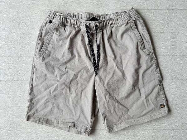 ☆送料無料☆ QUIKSILVER クイックシルバー USA直輸入 古着 WATERMAN COLLECTION チノ ショートパンツ メンズ L ベージュ ボトムス 中古