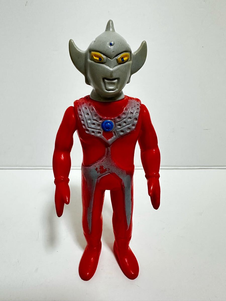 ウルトラマン タロウ 当時物 パチ レア 足裏 刻印無 Yahoo!オークション -「(タロウ)」(ソフビ) (ビンテージ)の落札