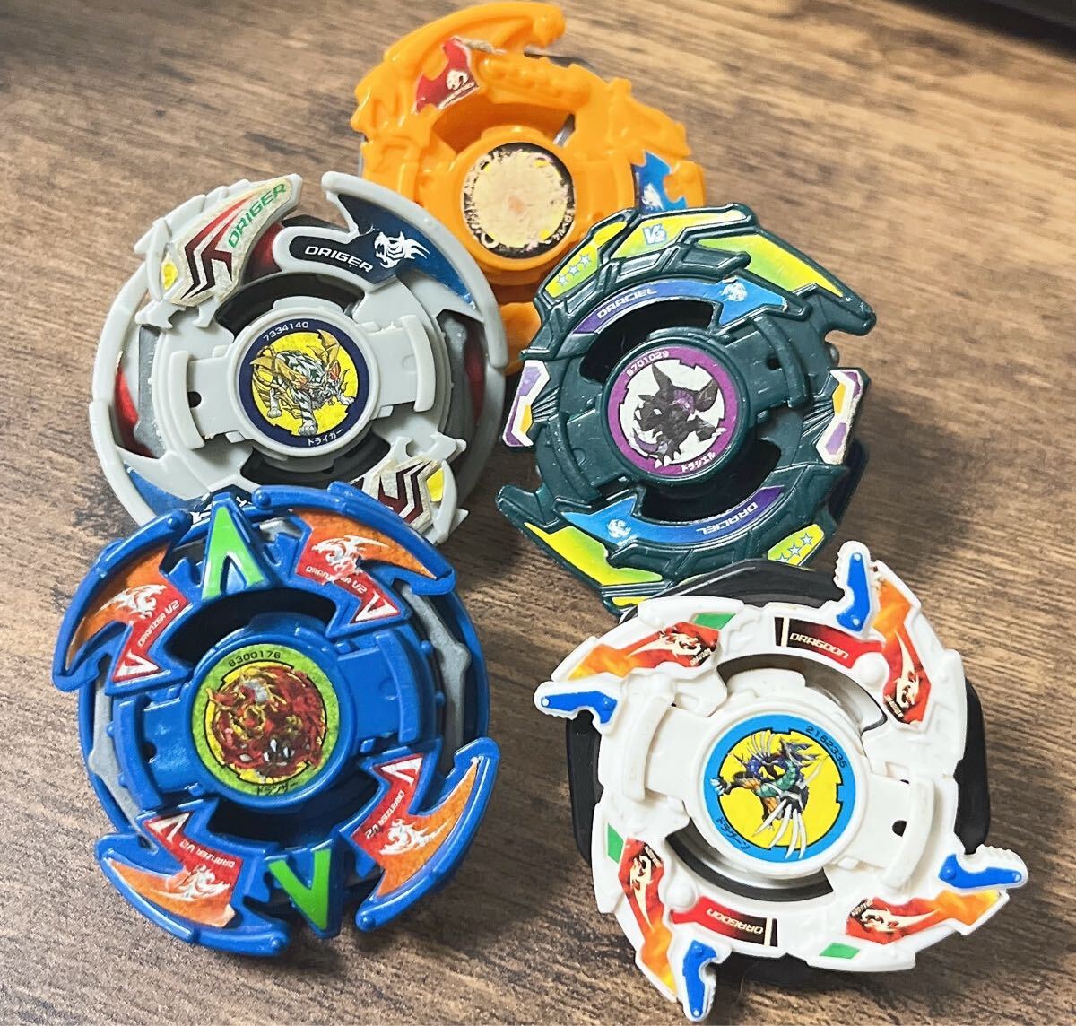 超美品 】 ドラグーンF 青龍 Ver. 爆転シュートベイブレード