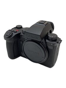 Panasonic◆デジタル一眼カメラ LUMIX DC-S5M2X ボディ DC-S5M2X-K