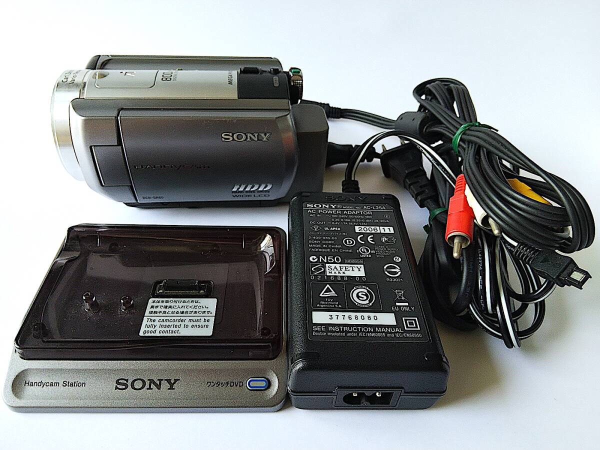 SONYソニー ビデオカメラHandycam DCR-SR60 付属品多数 2025年最新】Yahoo!オークション -dcr-sr60の中古品・新品・未