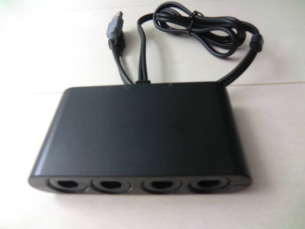 スリーアロー Switch 用 Wii U用ゲームキューブコントローラ 接続タップ THA-NT002 WUP-028 相当 動作品