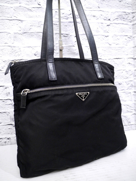 美品◆PRADA プラダ ユニセックス ナイロンxレザー切替 トート ハンド バッグ 黒◆ 通勤・通学にも大活躍のシンプルなユニセックスモデル♪