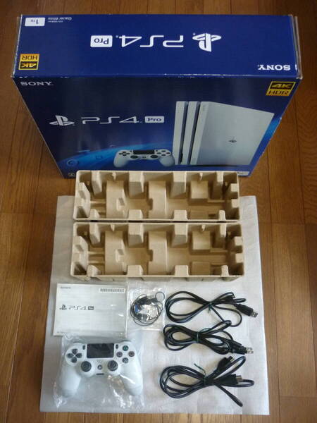 SONY PlayStation4 PS4 CUH-7200B 用 純正 付属品 セット【 箱 内箱 説明書 USB / HDMIケーブル 電源コード ワイヤレスコントローラー 】