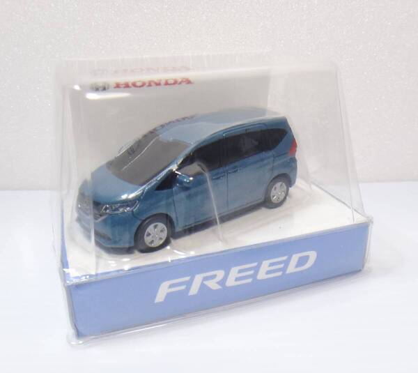 新品、未開封 HONDA フリード LEDカーキーホルダー FREED 2代目 二代目 ミニカー グッズ ノベルティ プルバックカー