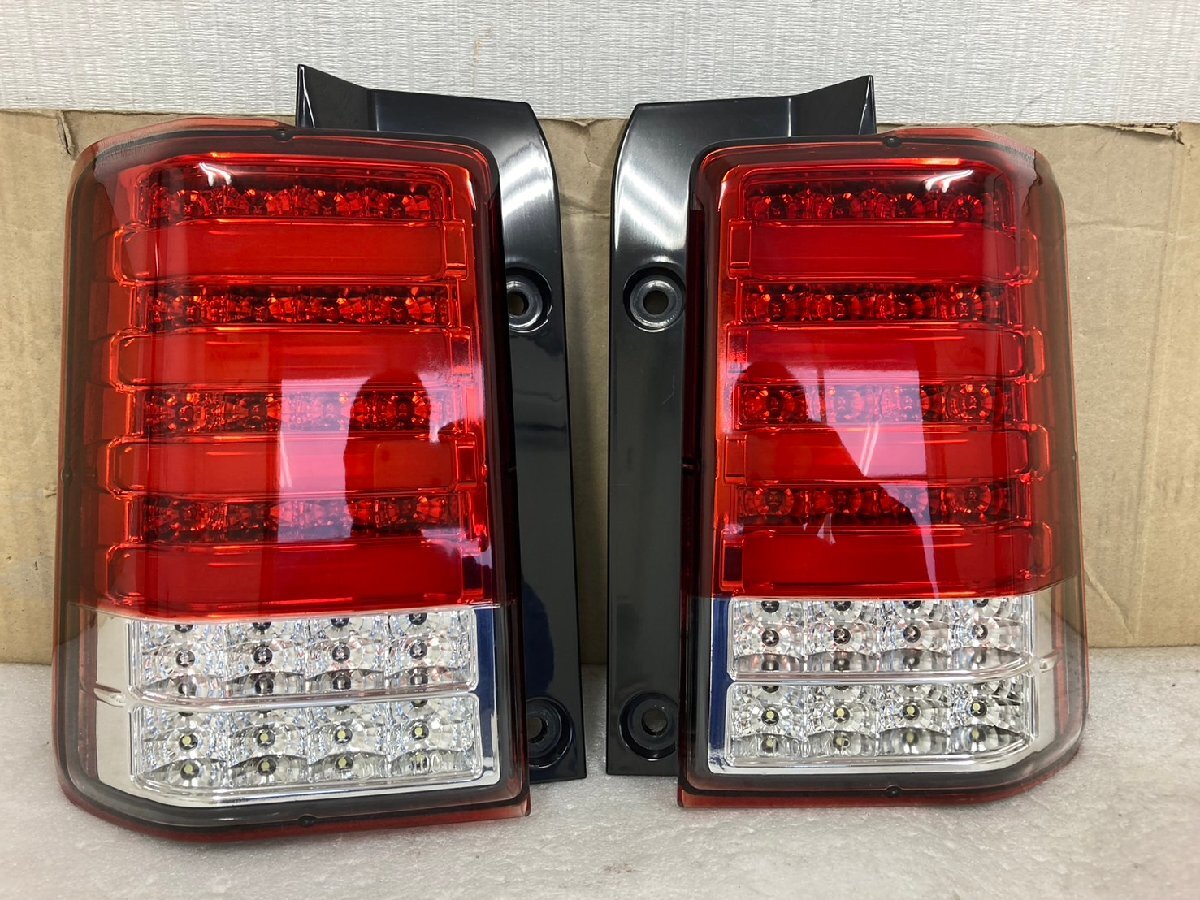 ダイハツ(純正) 純正テールランプ 後期LED使用 のパーツレビュー