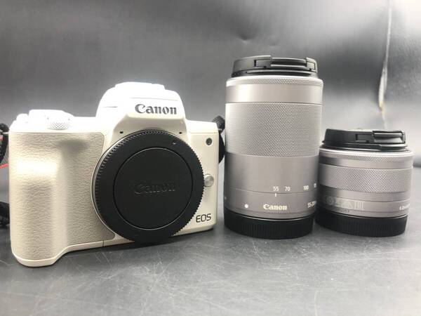 動作OK Canon キャノン EOS KISS M ダブルズームキット ミラーレス 一眼レフカメラ A3000