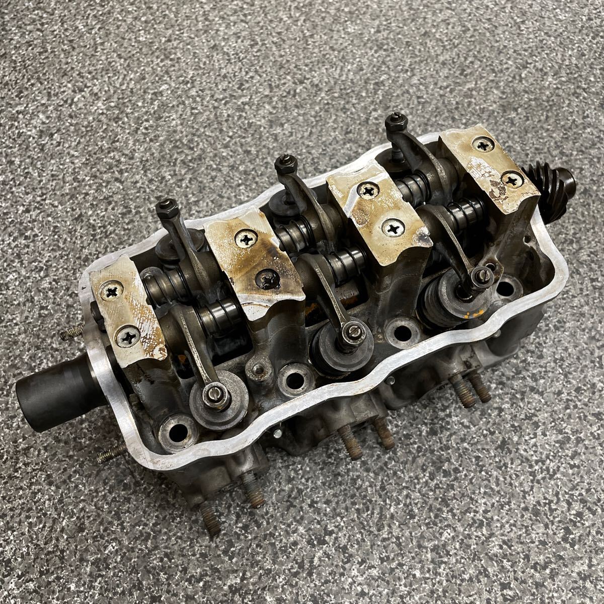 スズキ ジムニー SJ10 シリンダーヘッド Yahoo!オークション -「ジムニー シリンダーヘッド」の落札相場