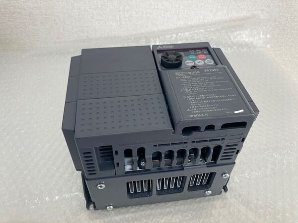 FR-D720-3.7K 新品無箱未使用2023年製MITSUMISHI三菱インバータ正規品動作保証 1/4 1001-1