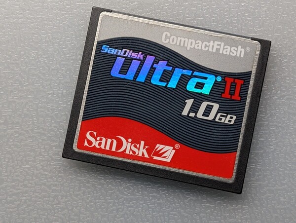 SanDisk CompactFlash Ultra II 1GB CFカード ケース付き サンディスク コンパクトフラッシュ メモリーカード 動作確認済み