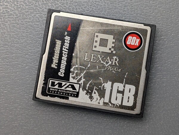 Lexar CompactFlash 1GB 80x CFカード ケース付き レキサー・メディア コンパクトフラッシュ メモリーカード 動作確認済み